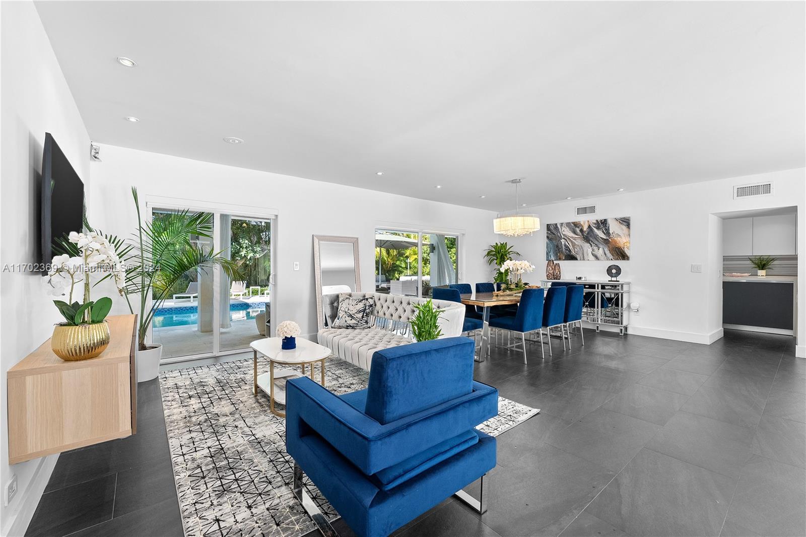 BAY POINT - Residential