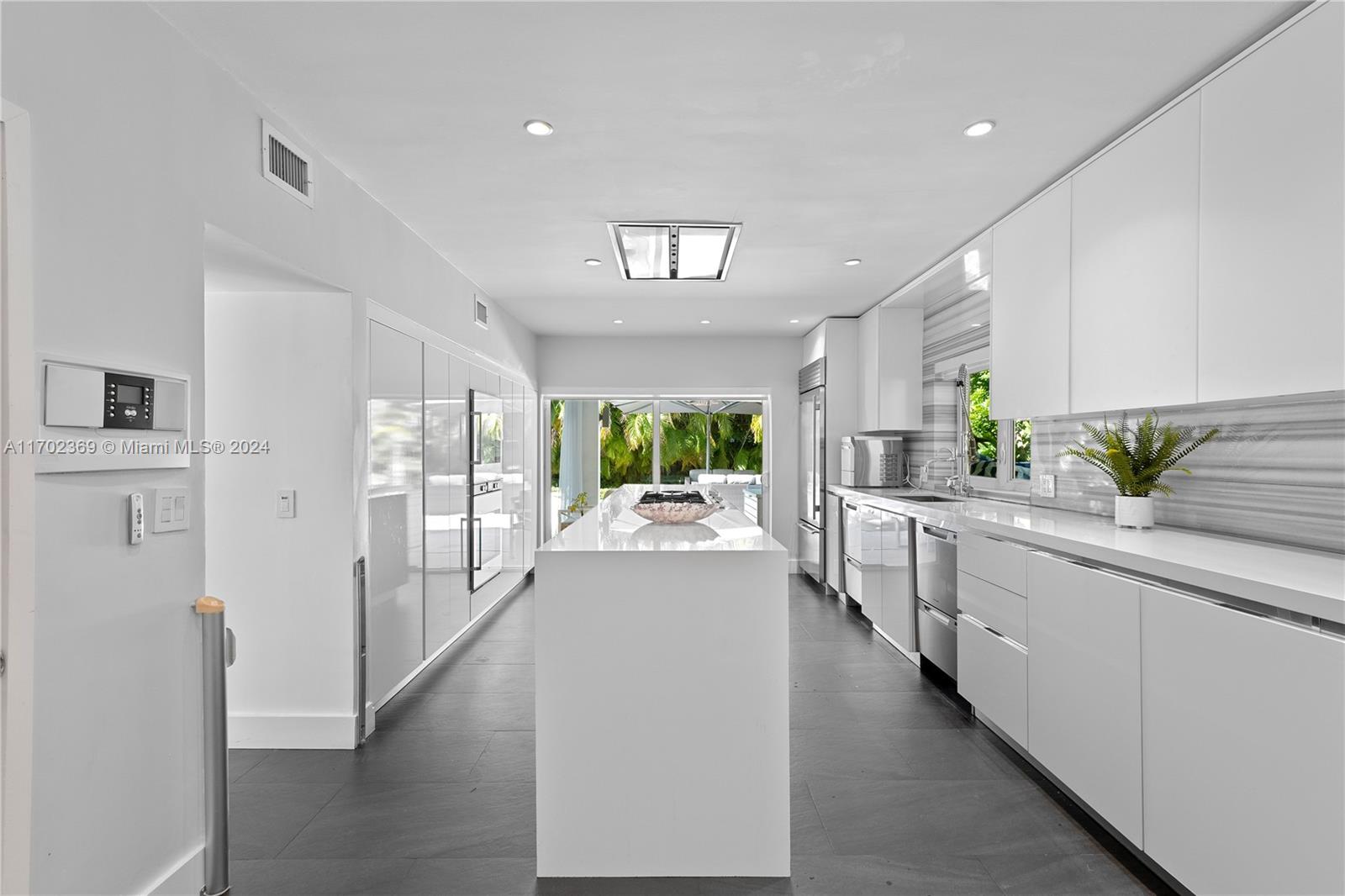 BAY POINT - Residential