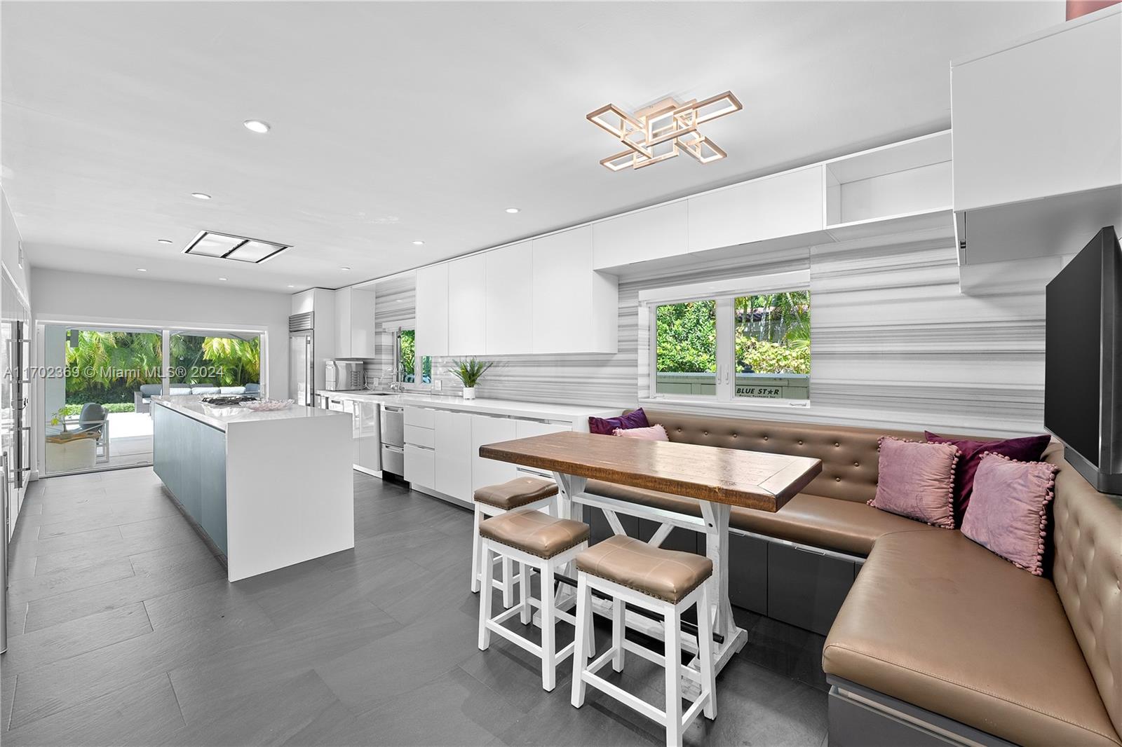 BAY POINT - Residential