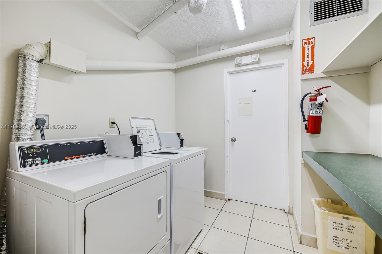 5838 CONDOMINIUM - Residential