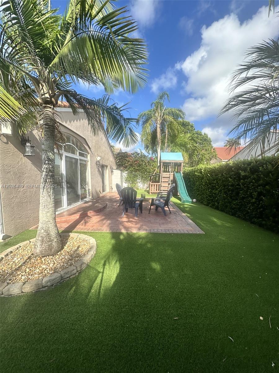 View photos, virtual tours, details... 19213 SW 4th St 0