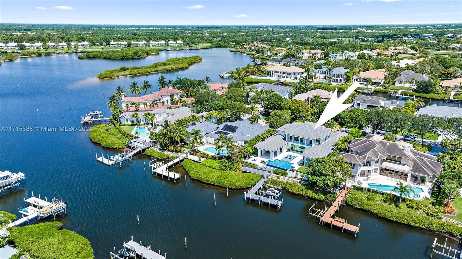 Admirals Cove - Residential