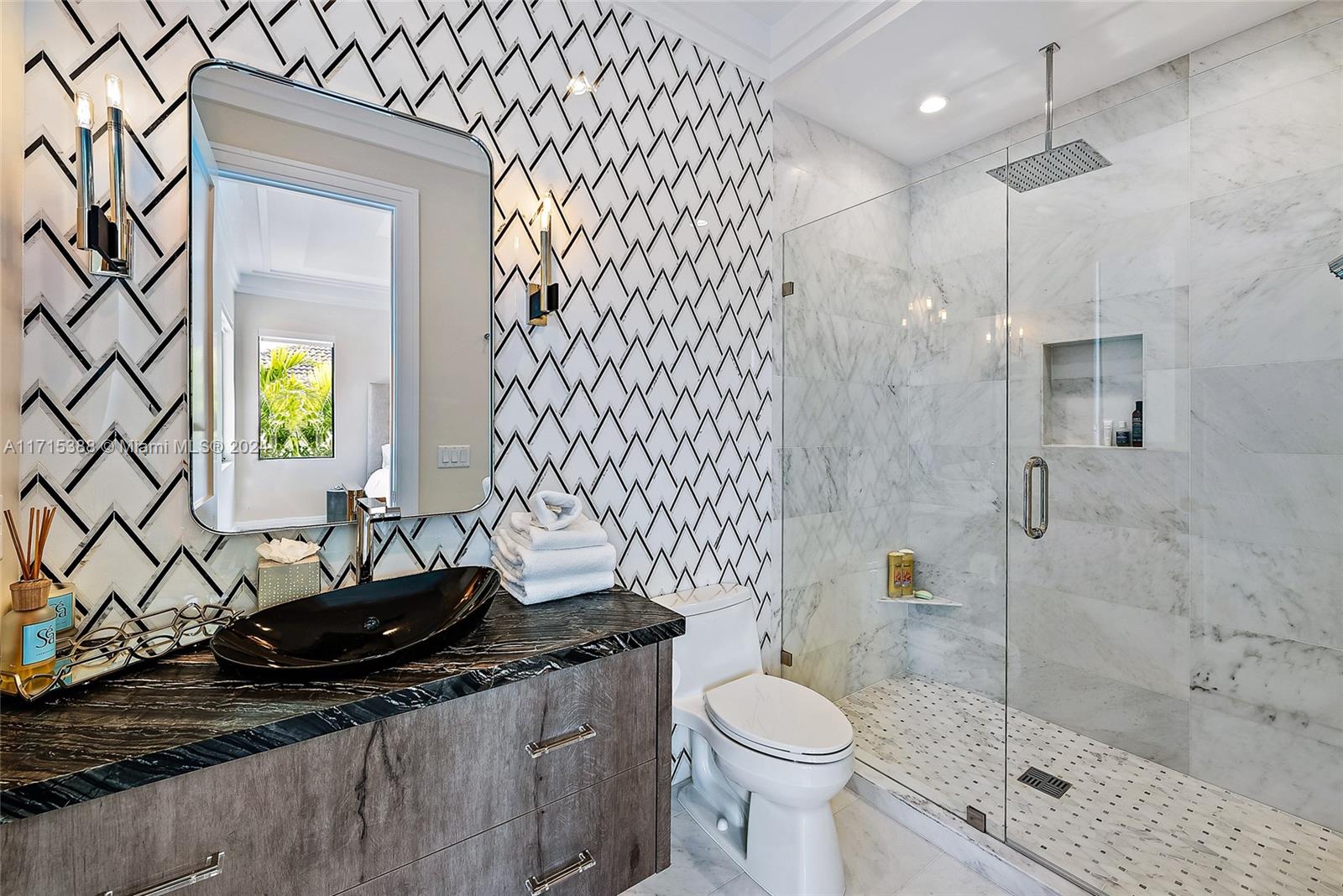 Admirals Cove - Residential