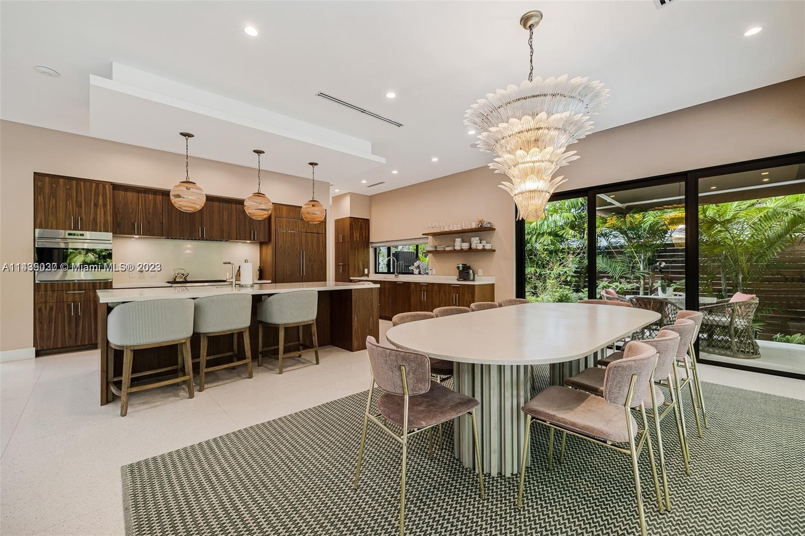 BAY HEIGHTS GROVES - Residential