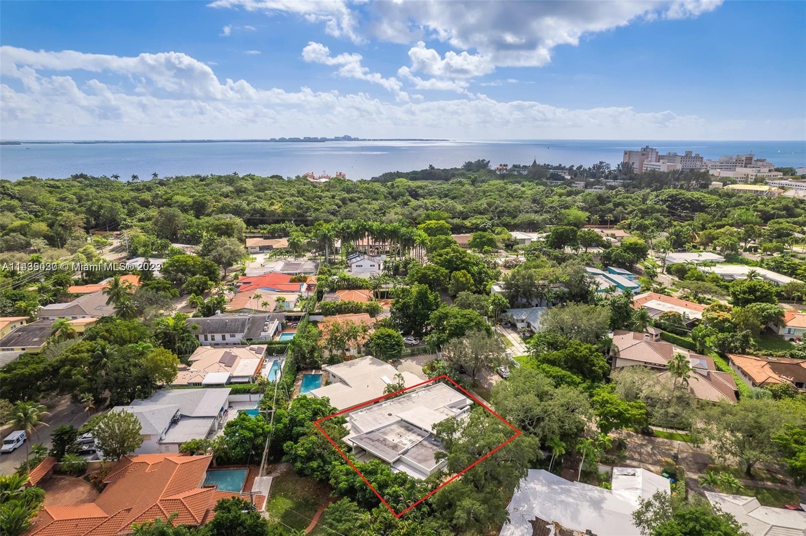 BAY HEIGHTS GROVES - Residential