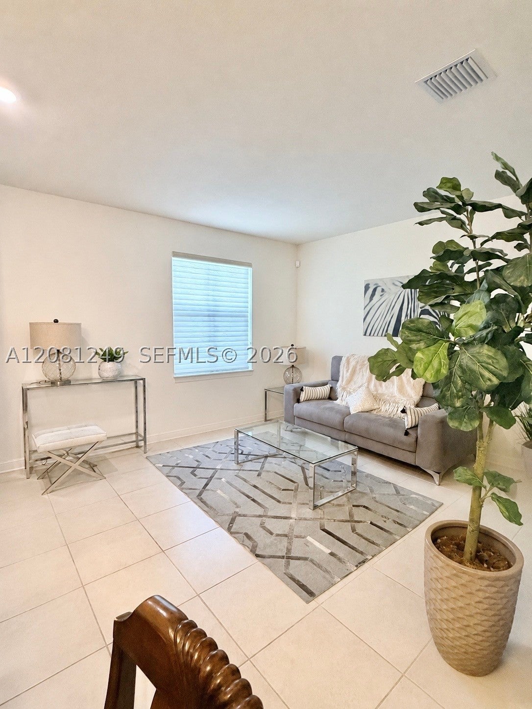 3344 W 105th Ter