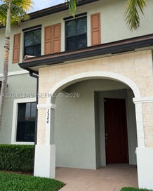 3344 W 105th Ter Hialeah FL 33018