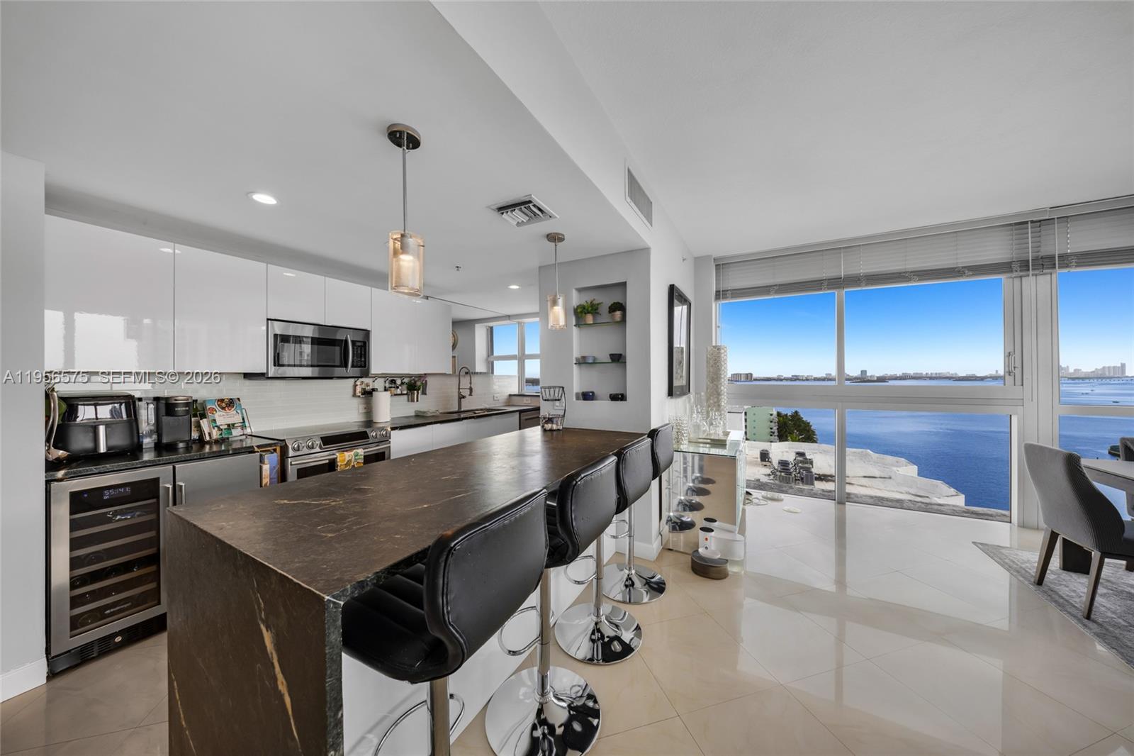 BLUE BAY TOWER CONDO - Residential