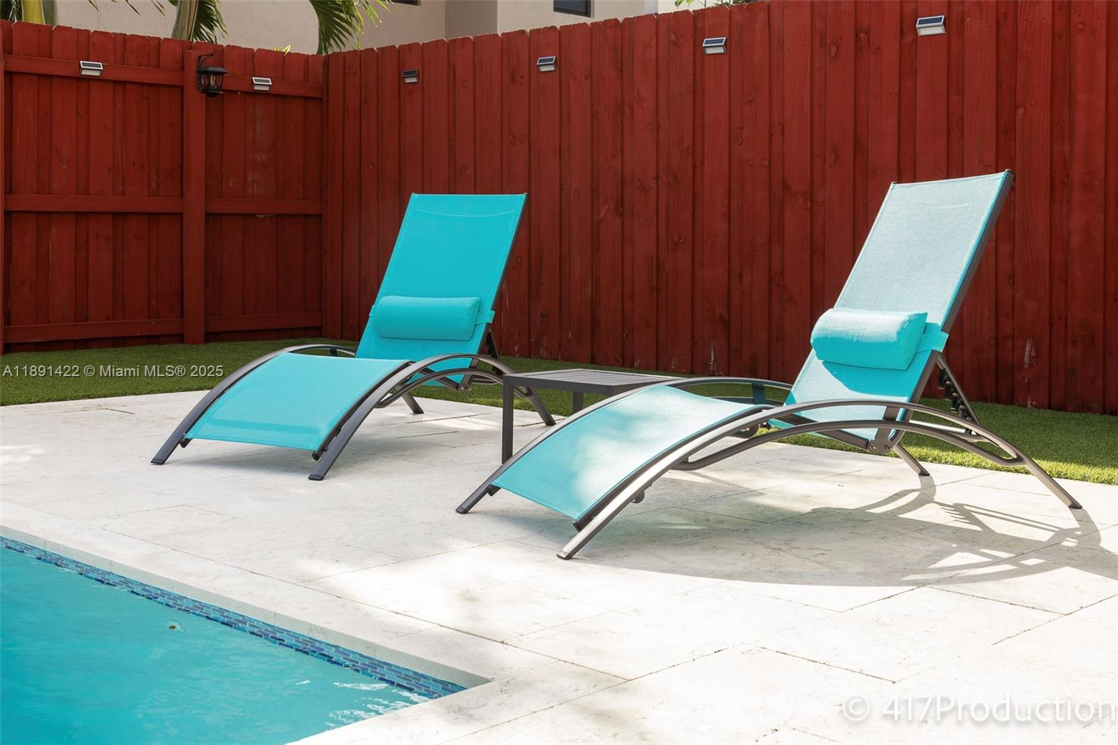 SILVER PALMS MIDTOWN - Residential