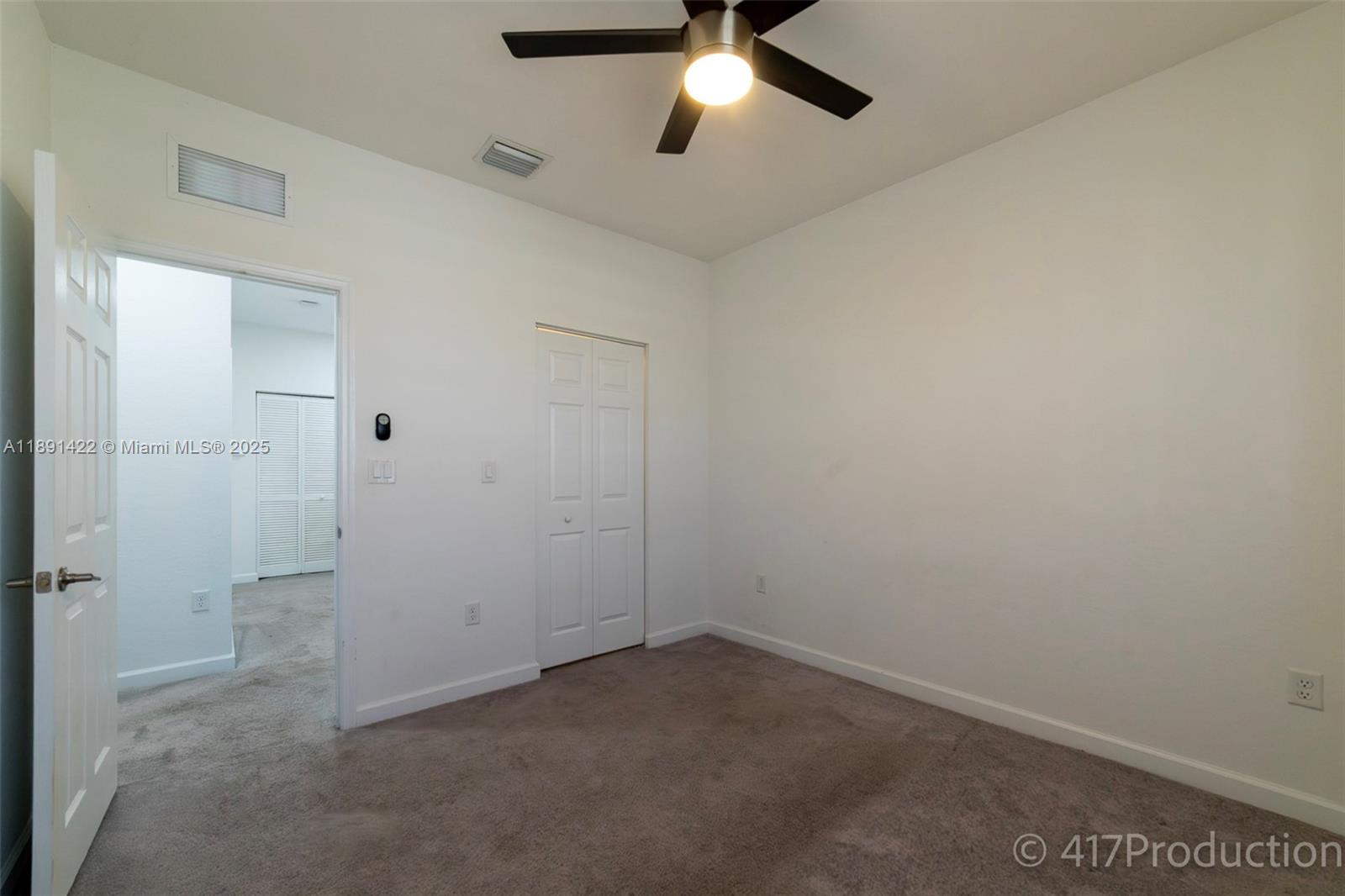 SILVER PALMS MIDTOWN - Residential