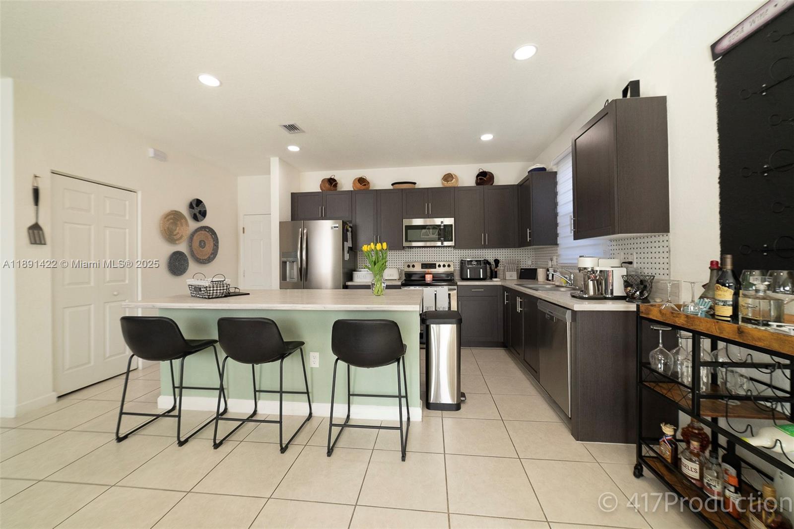 SILVER PALMS MIDTOWN - Residential