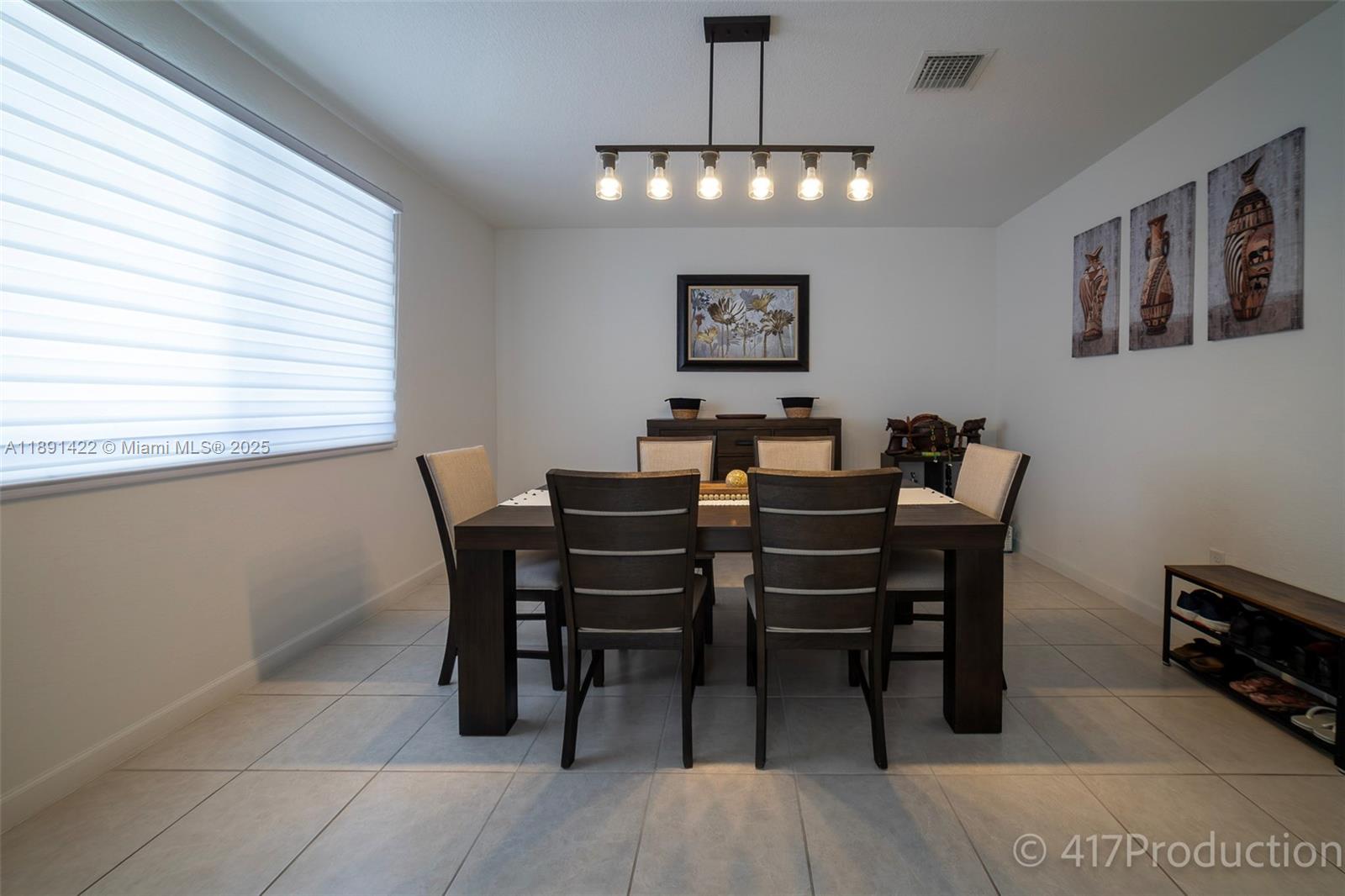 SILVER PALMS MIDTOWN - Residential
