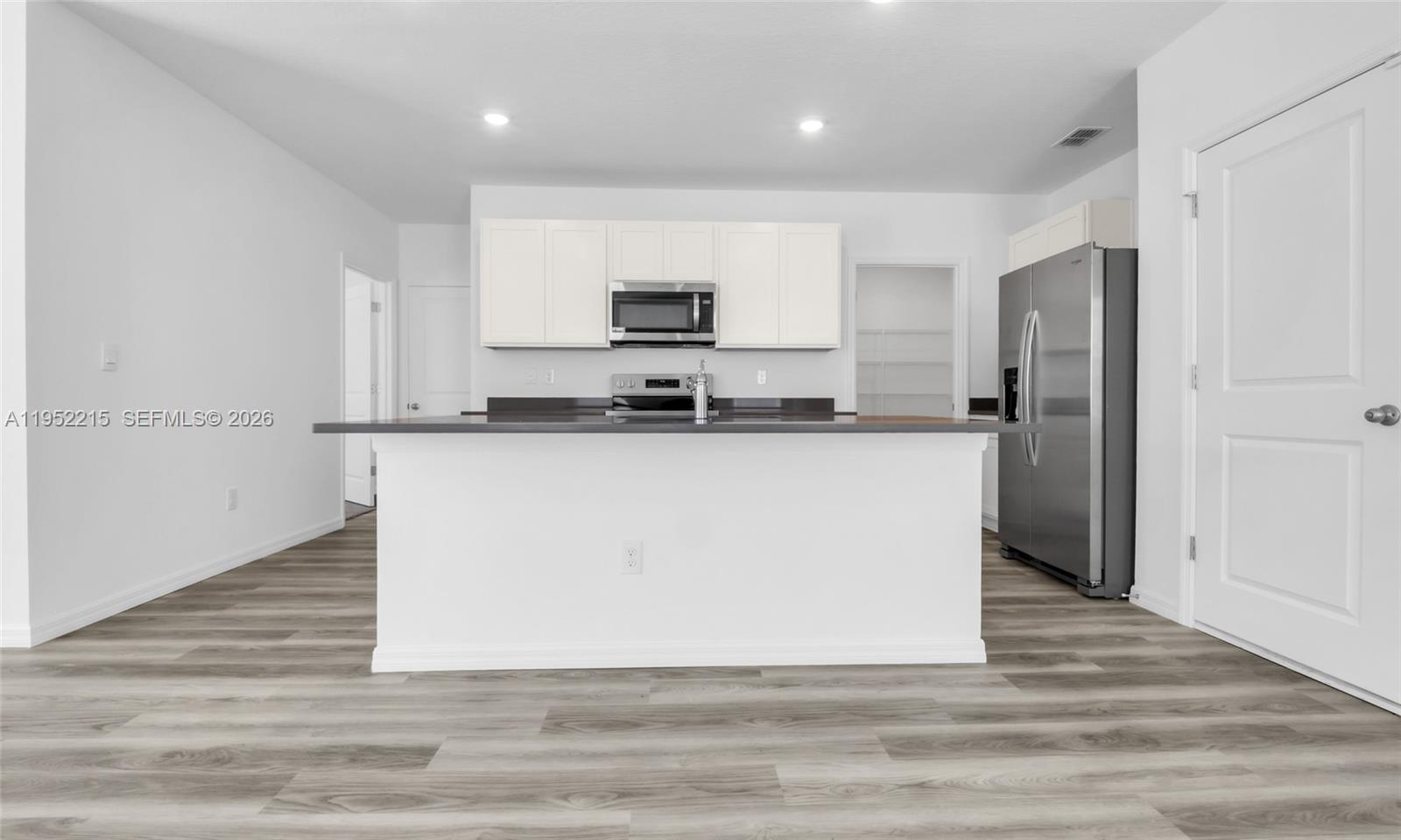 ANGELINE - Residential Lease