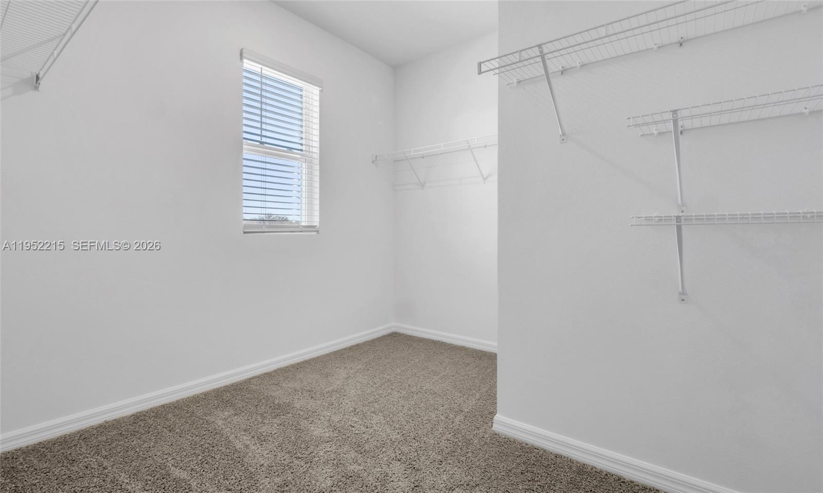 ANGELINE - Residential Lease