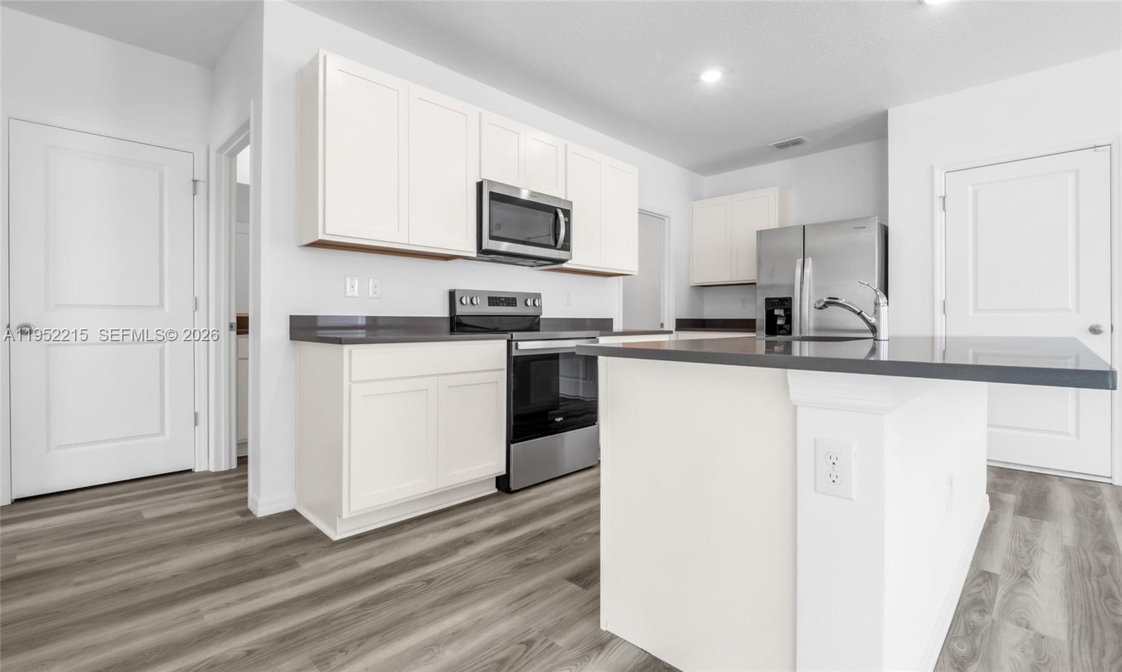 ANGELINE - Residential Lease