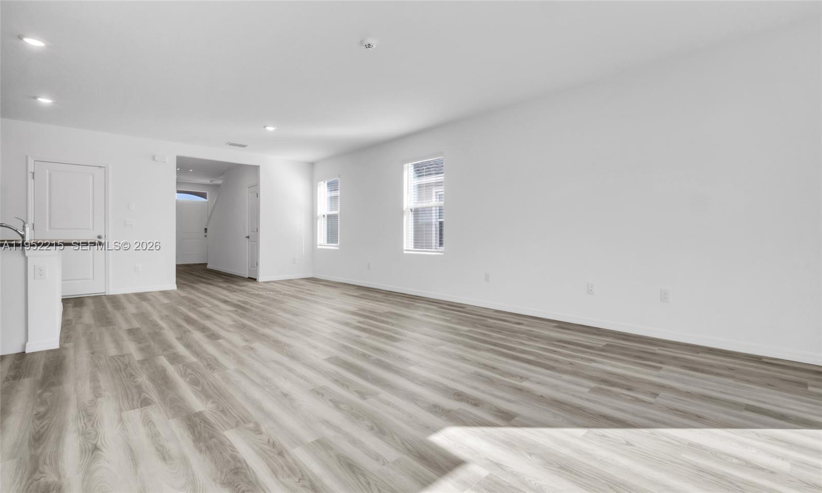 ANGELINE - Residential Lease