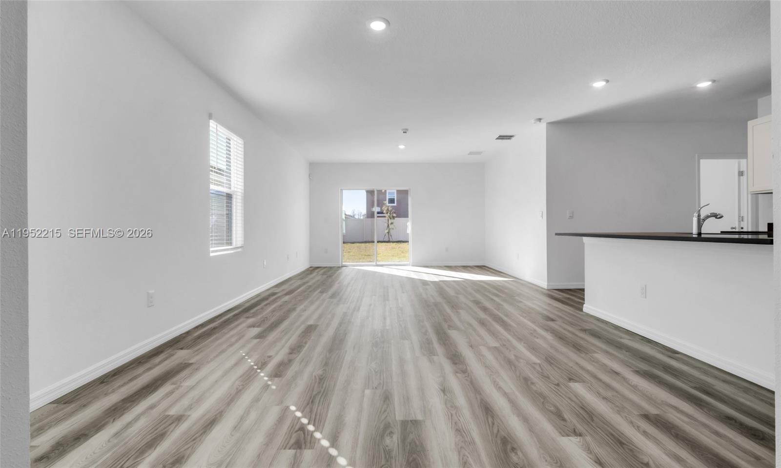 ANGELINE - Residential Lease