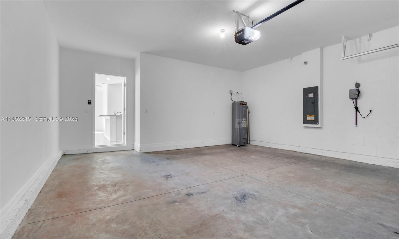 ANGELINE - Residential Lease