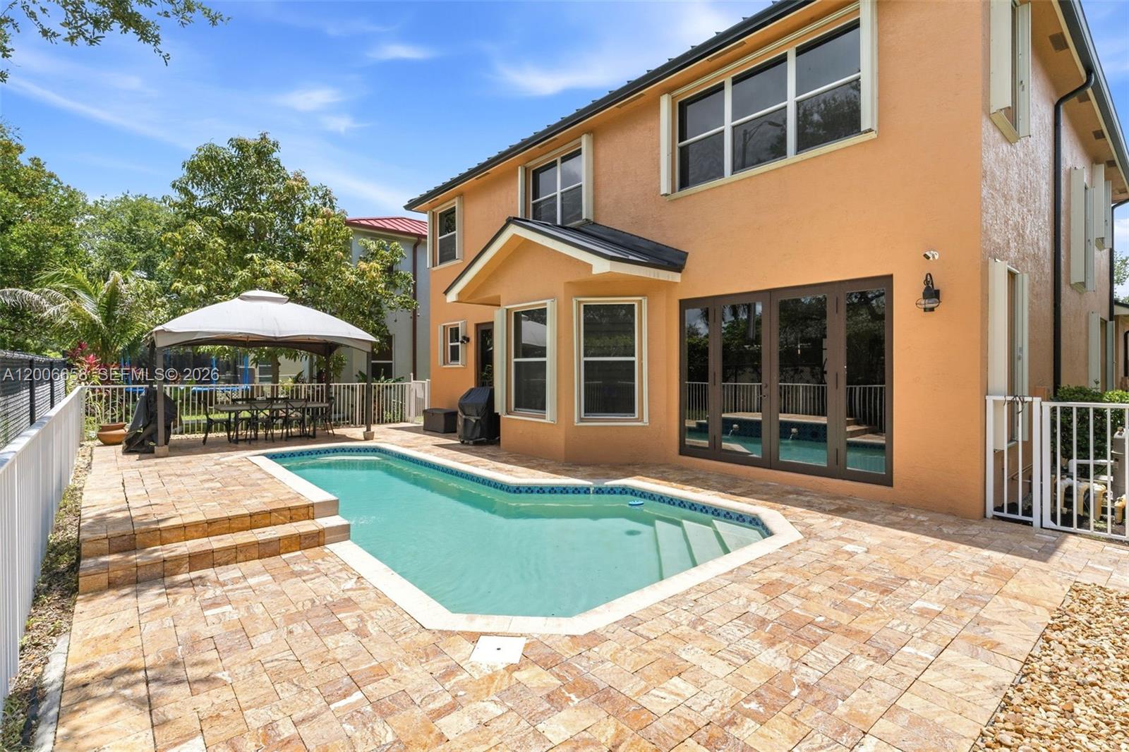 SILVER SHORES (PARCELS A - Residential
