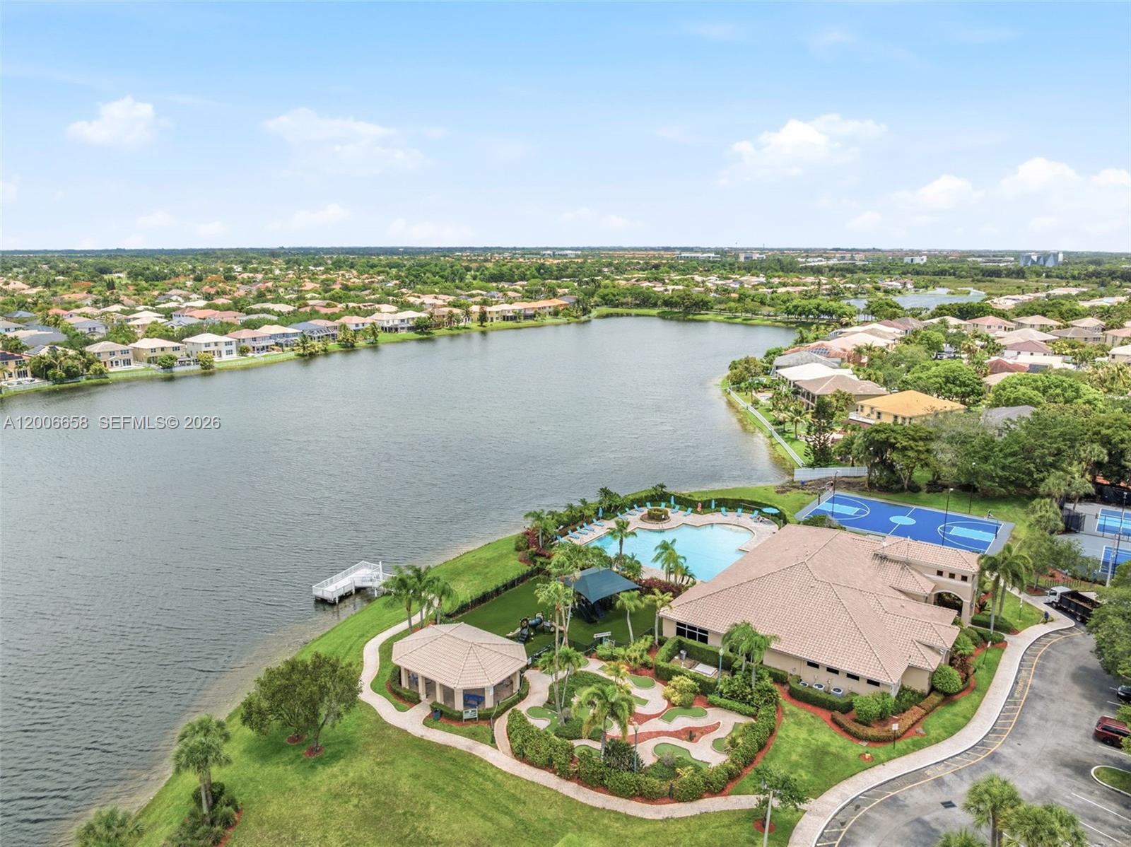 SILVER SHORES (PARCELS A - Residential