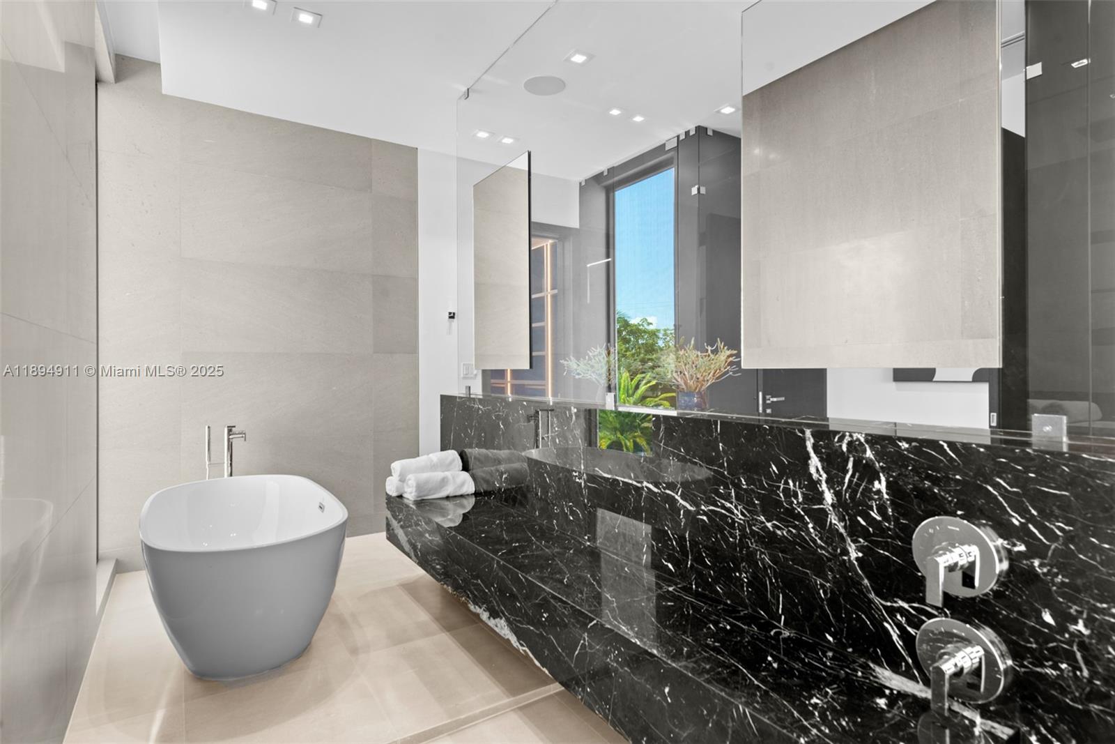 GOLDEN ISLES SEC - Residential