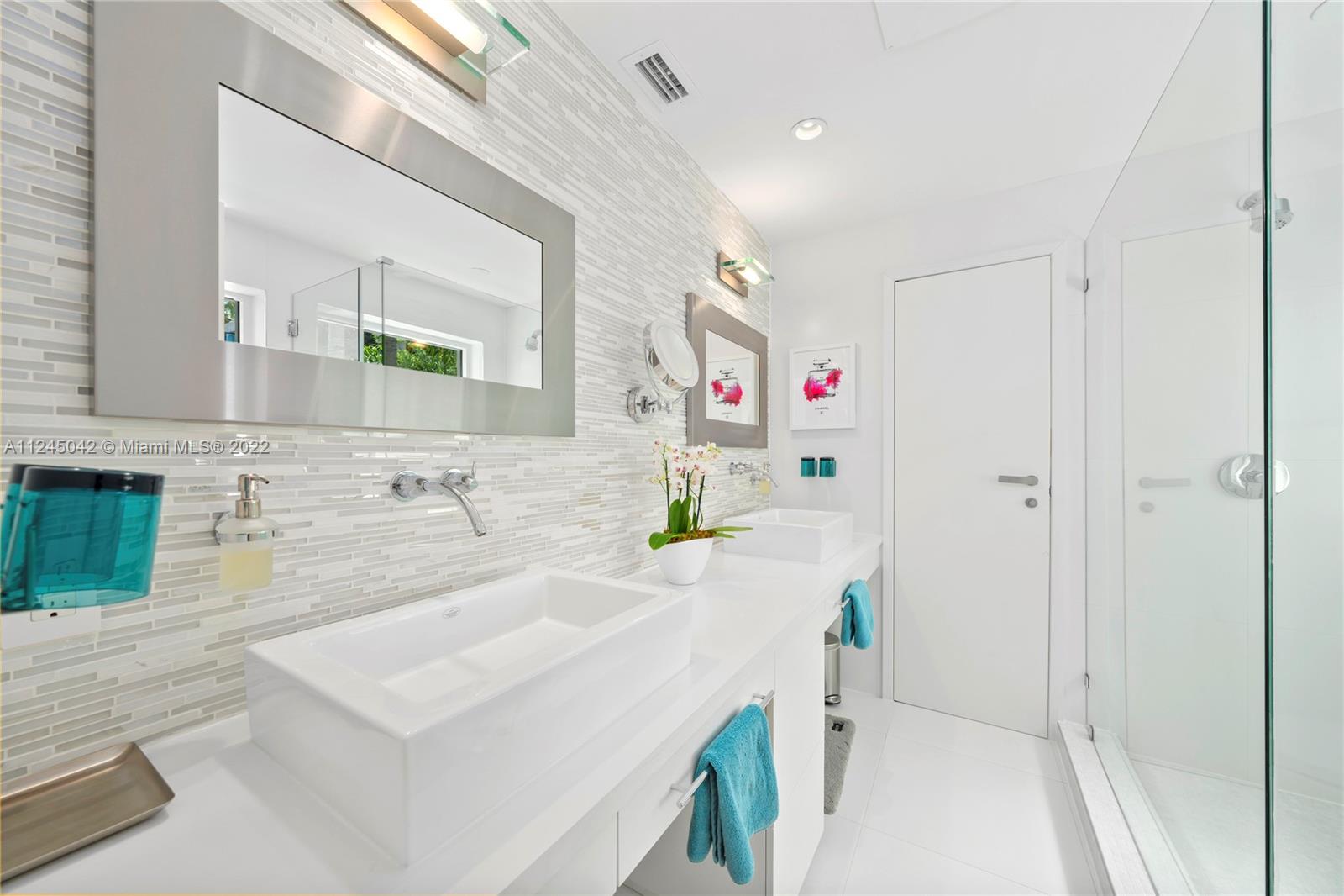 NAUTILUS SUB - Residential