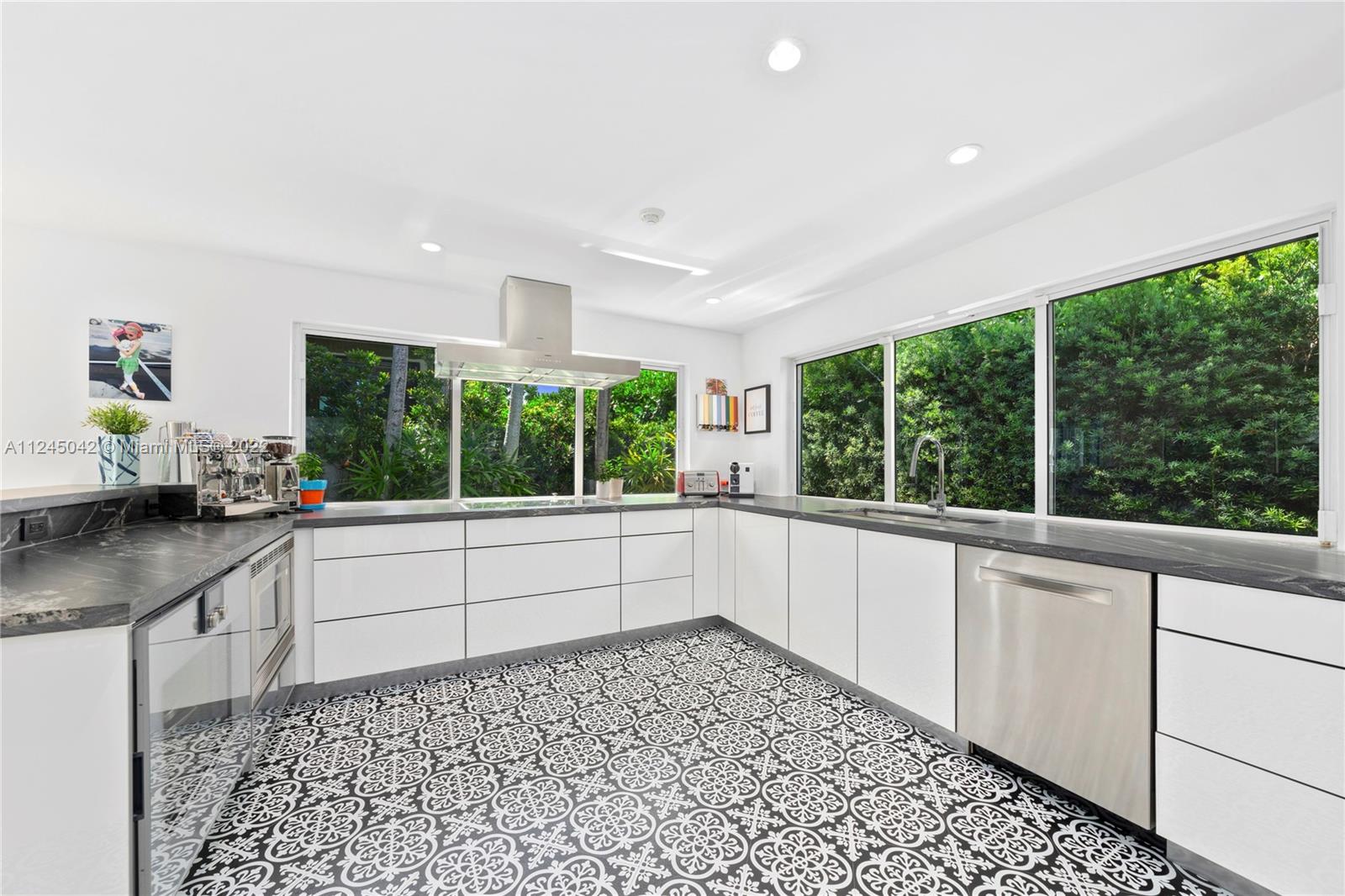 NAUTILUS SUB - Residential