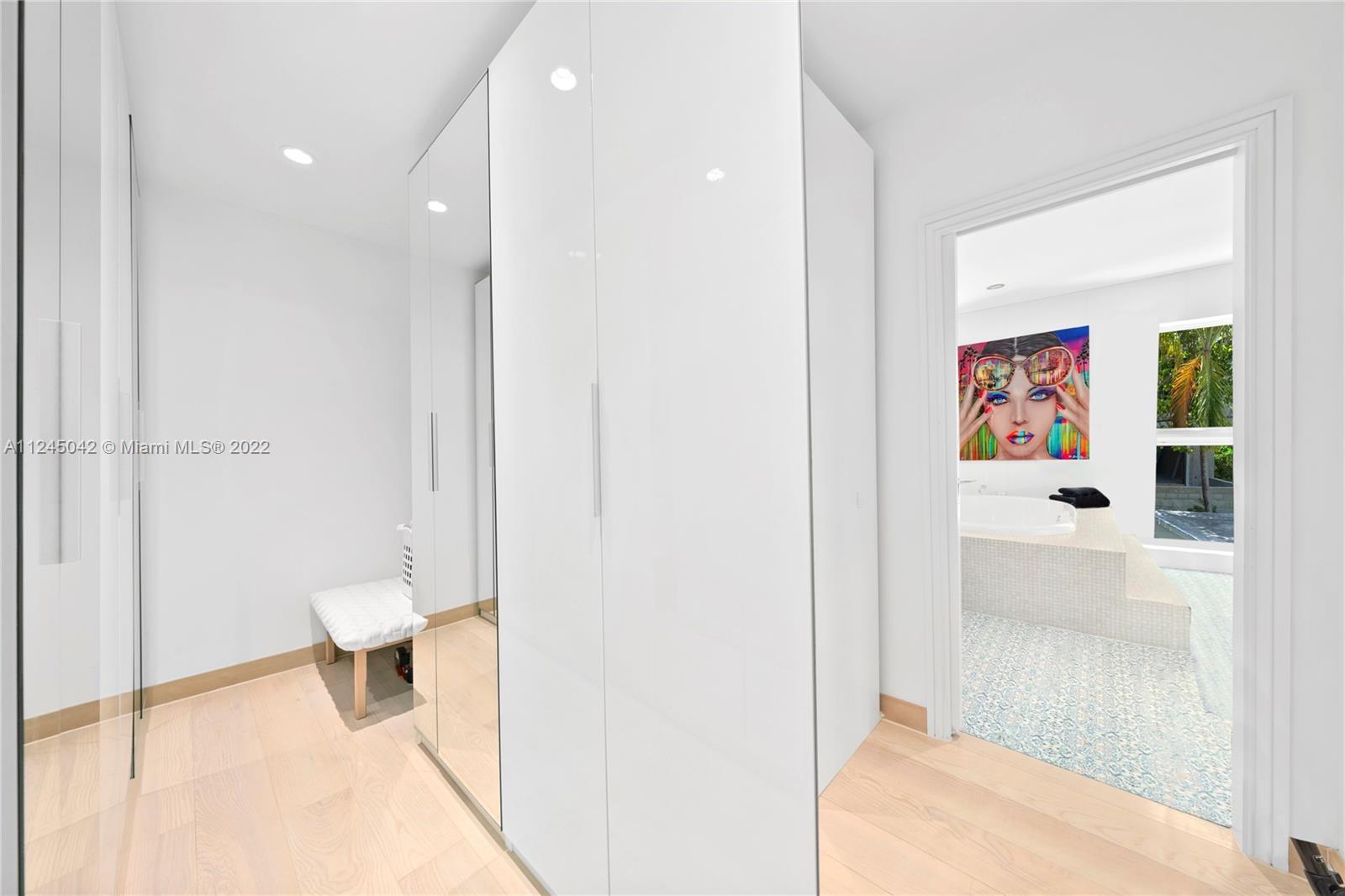 NAUTILUS SUB - Residential