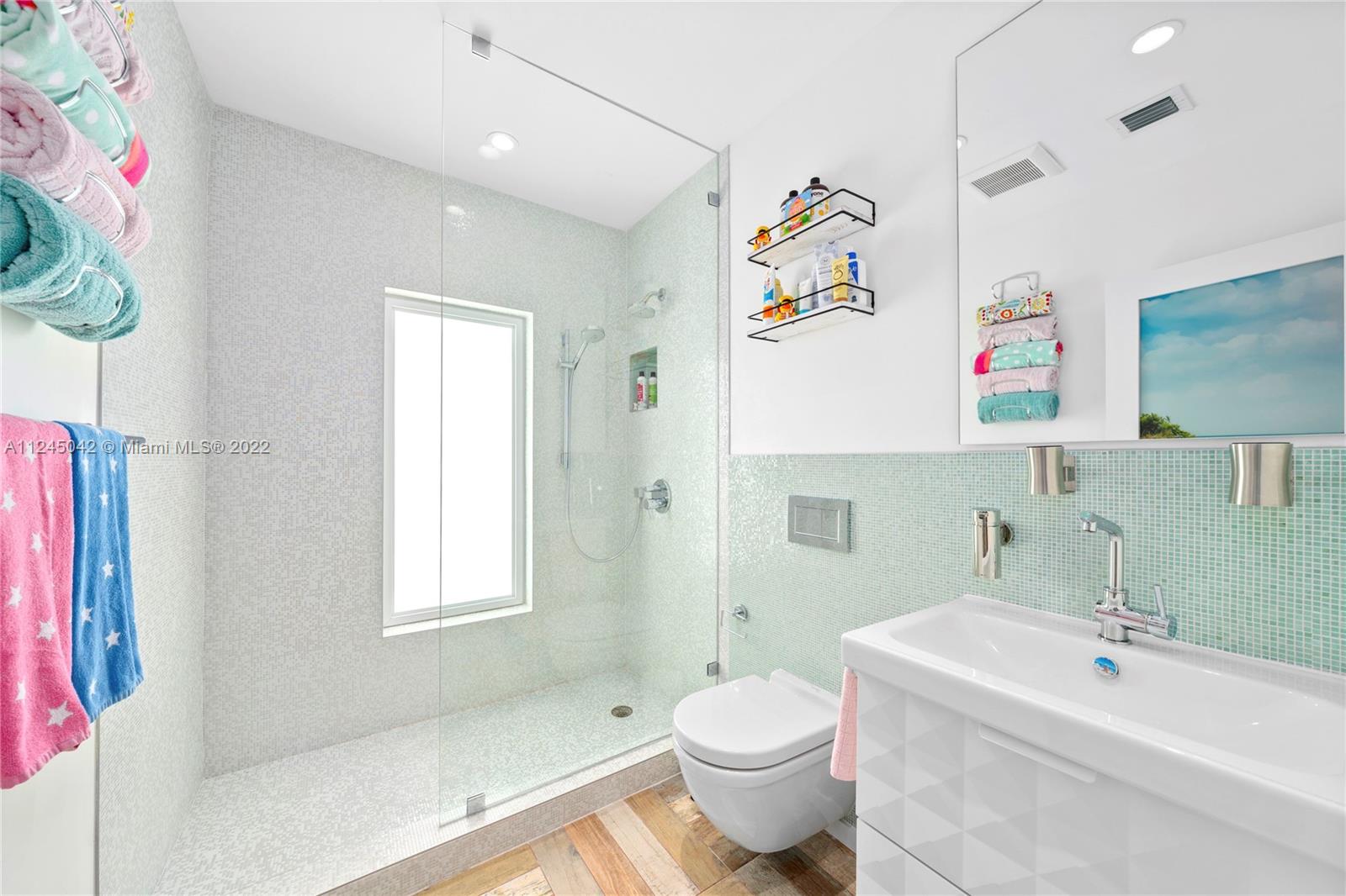 NAUTILUS SUB - Residential