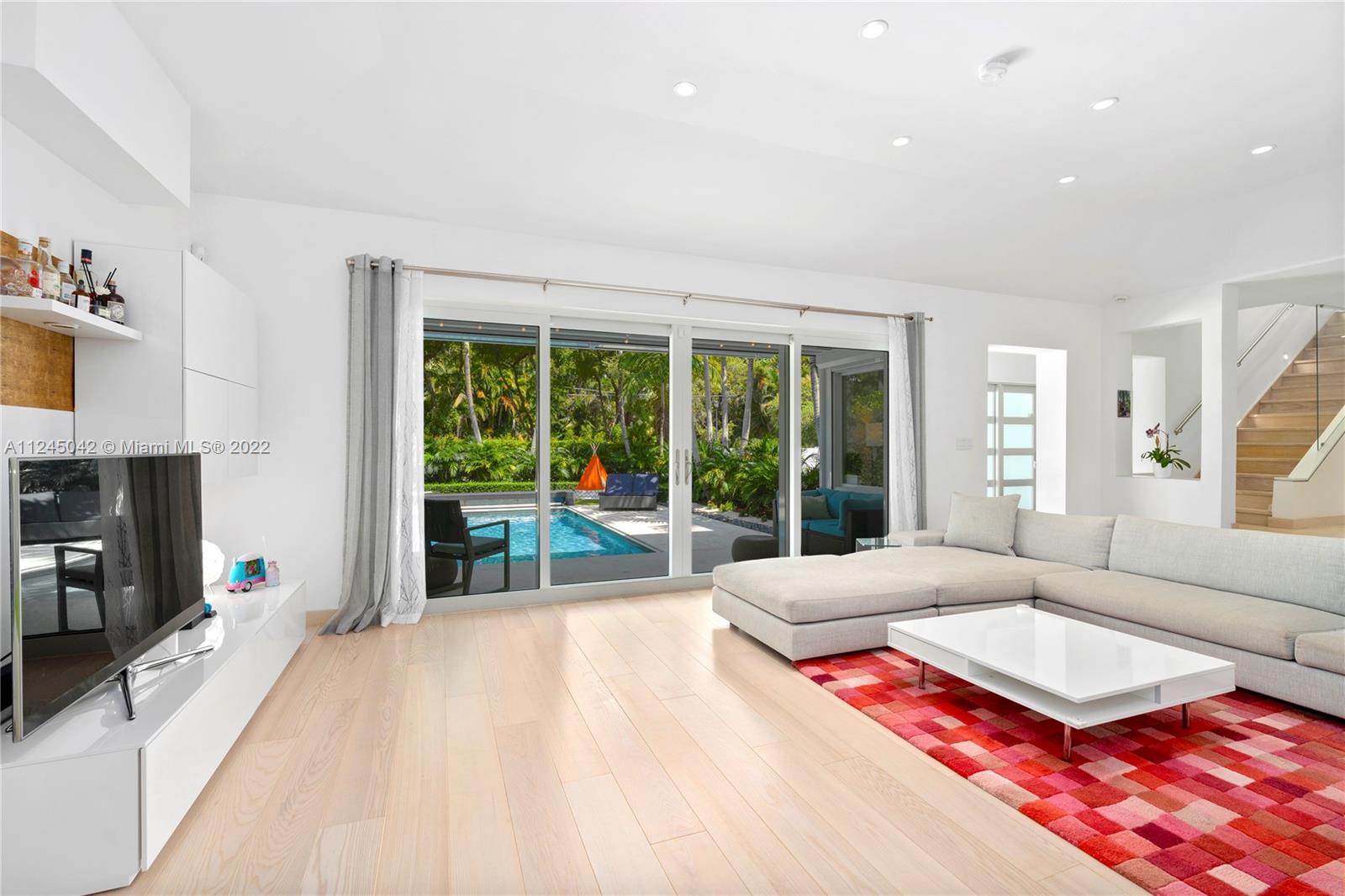 NAUTILUS SUB - Residential