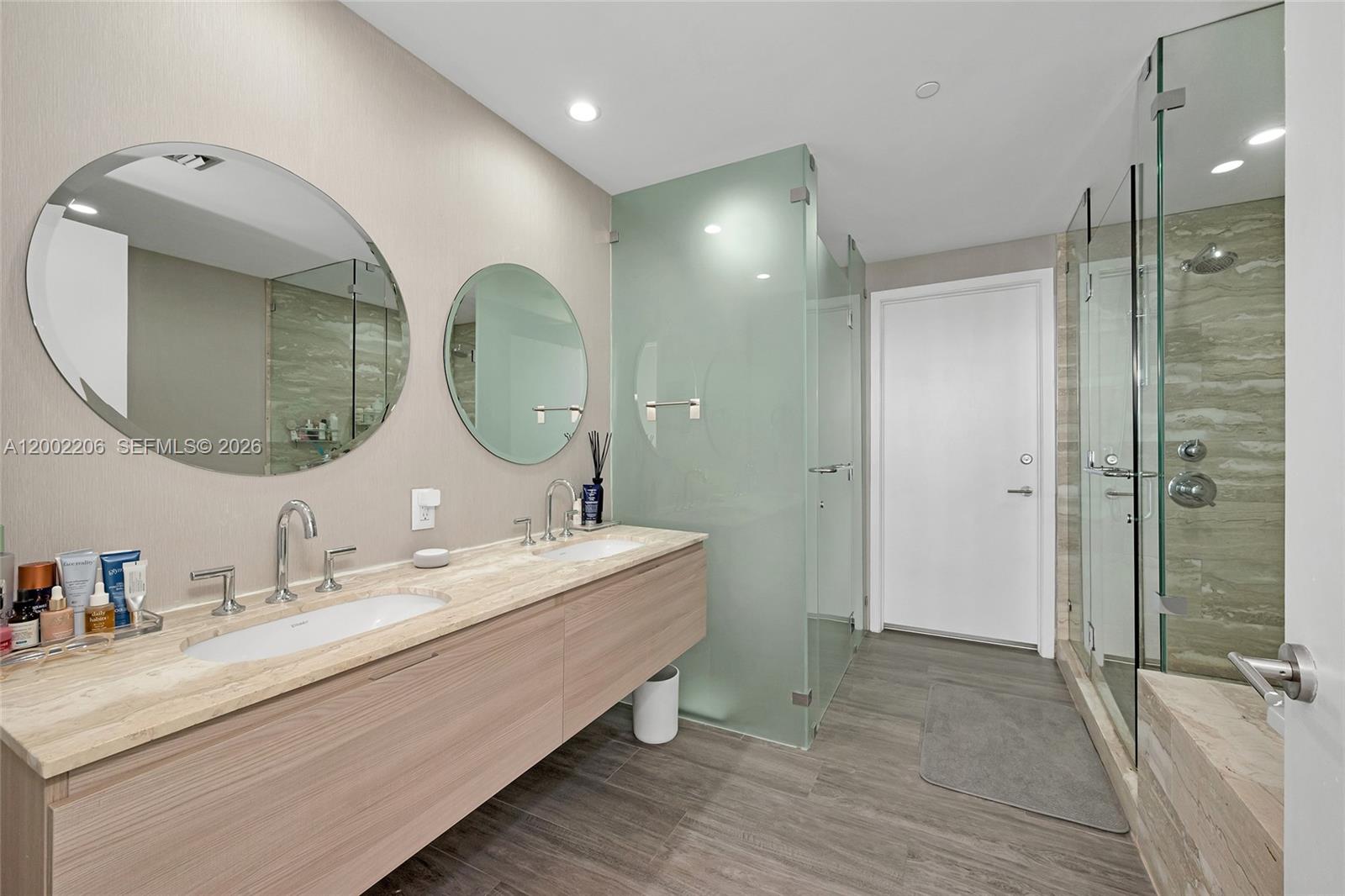 BISCAYNE BEACH CONDO - Residential