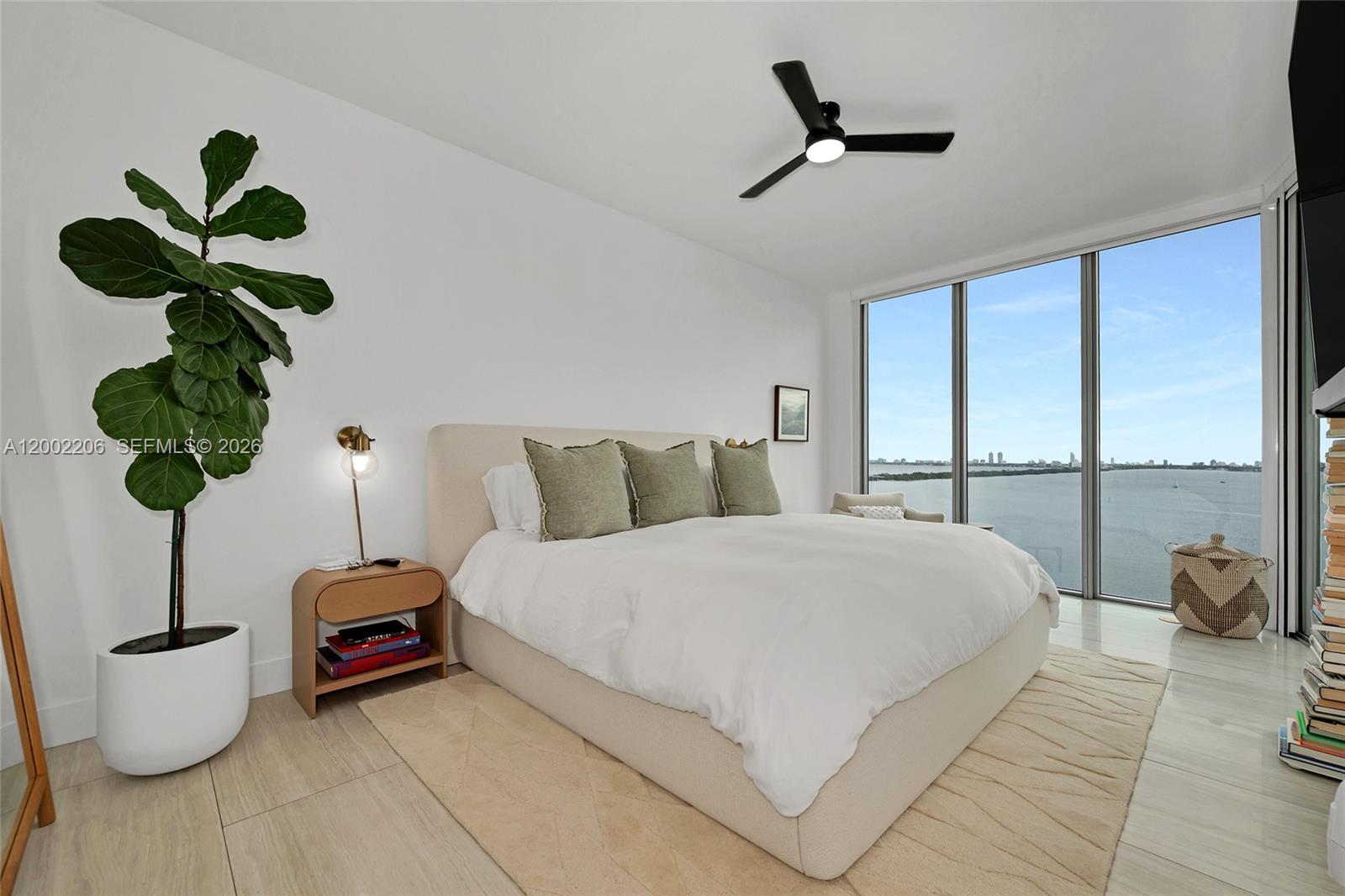 BISCAYNE BEACH CONDO - Residential
