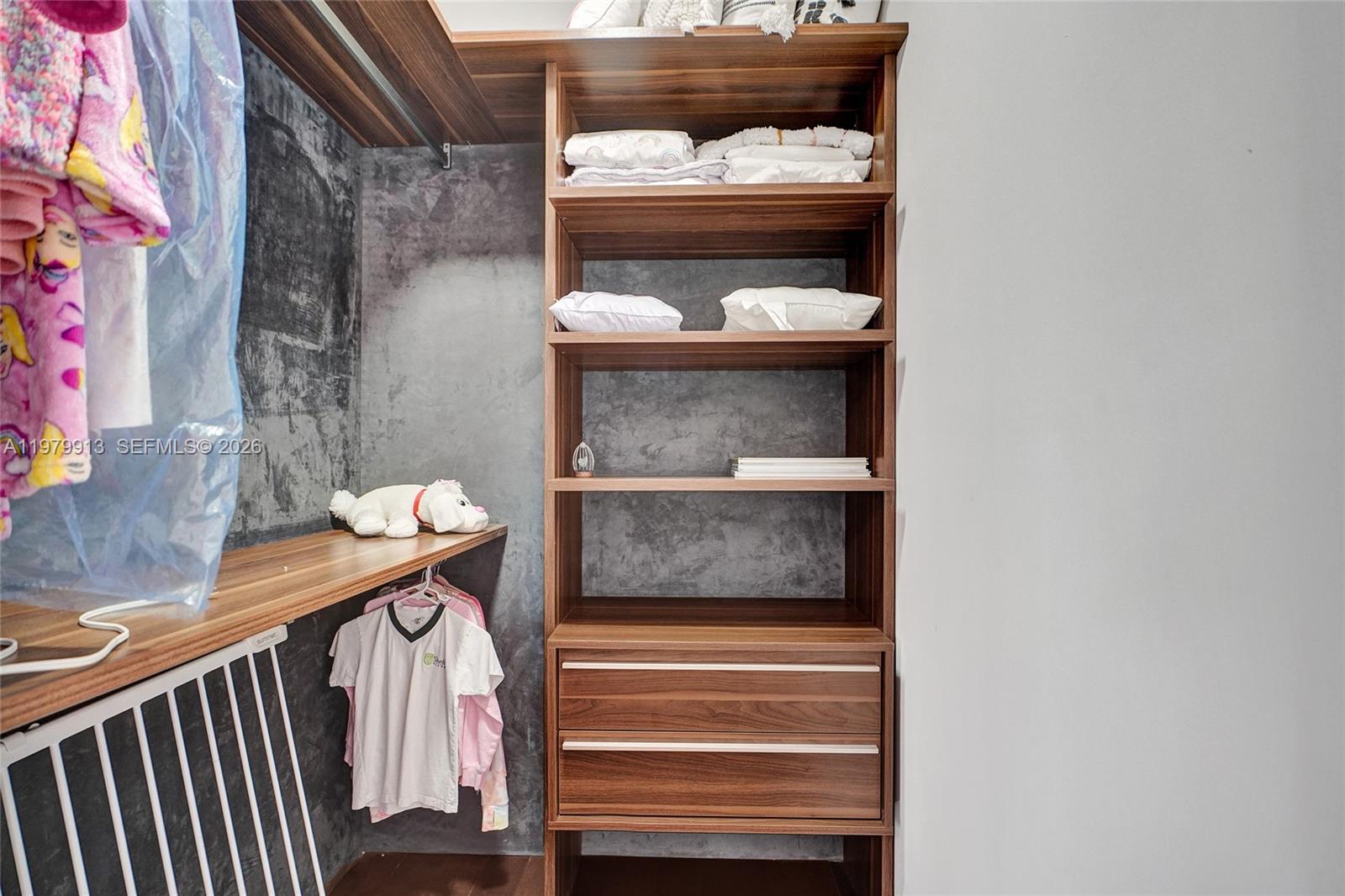 DORAL COMMONS RESIDENTIAL - Residential Lease