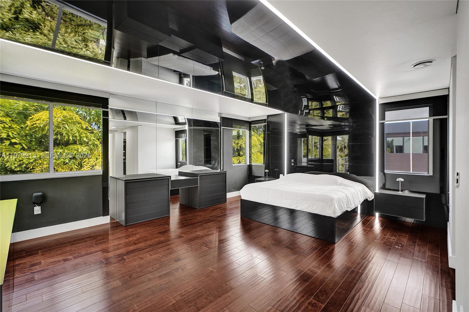 DORAL COMMONS RESIDENTIAL - Residential Lease