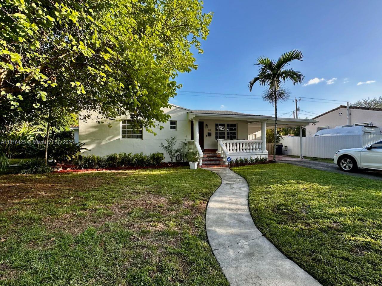 1110 Falcon Ave