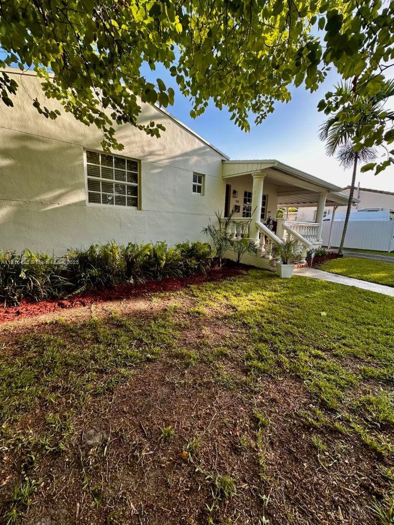 1110 Falcon Ave