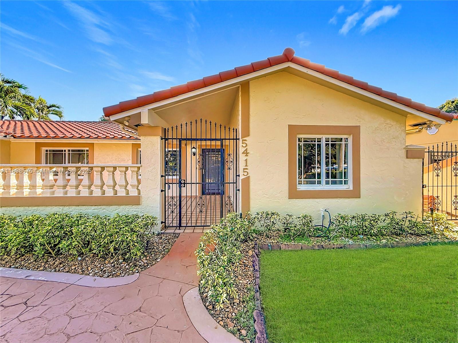 SAN SEBASTIAN UNIT 3 - Residential