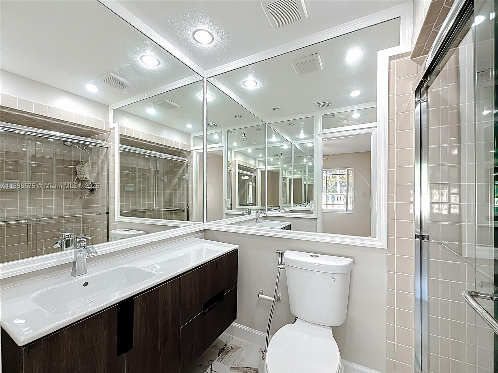 SAN SEBASTIAN UNIT 3 - Residential