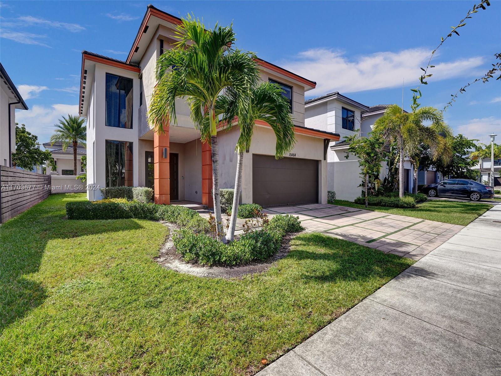 15464 Nw 88th Ct, Miami Lakes, Miami-Dade County, Florida - 4 Bedrooms  
3 Bathrooms - 