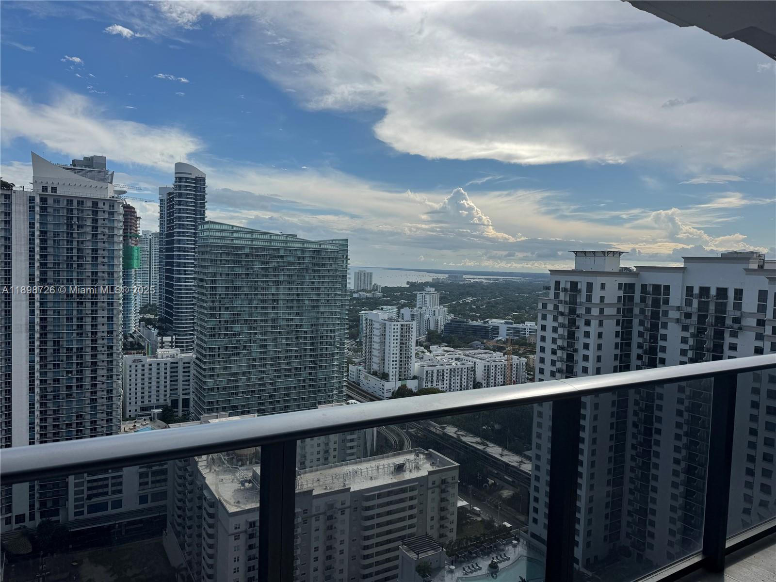 BRICKELL HEIGHTS EAST CON - Residential
