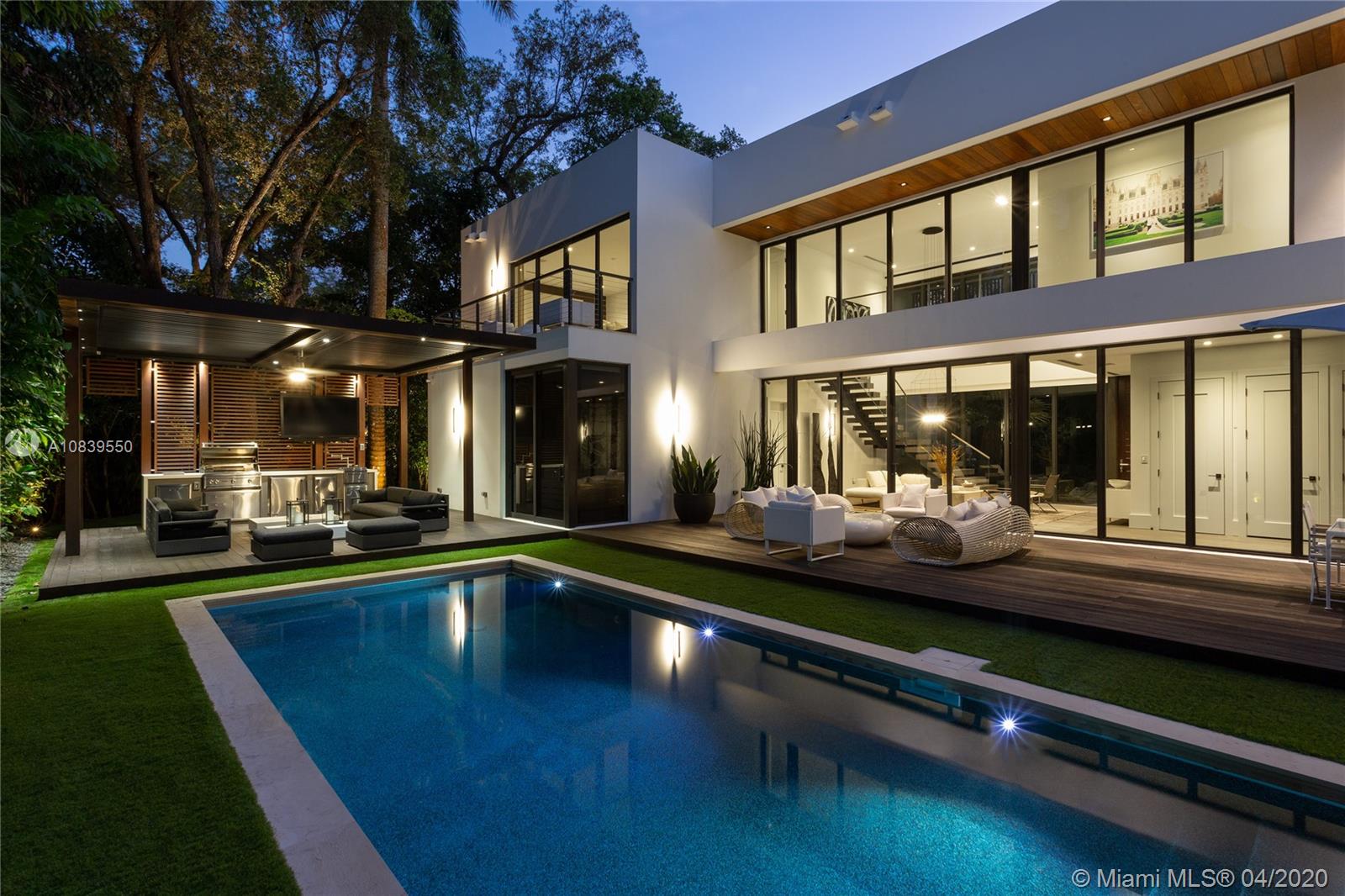 GRANADA PARK - Residential