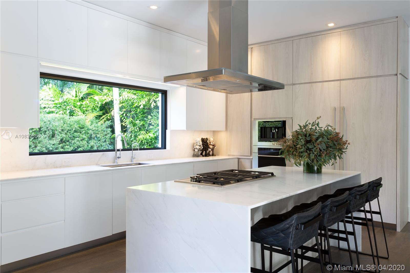 GRANADA PARK - Residential