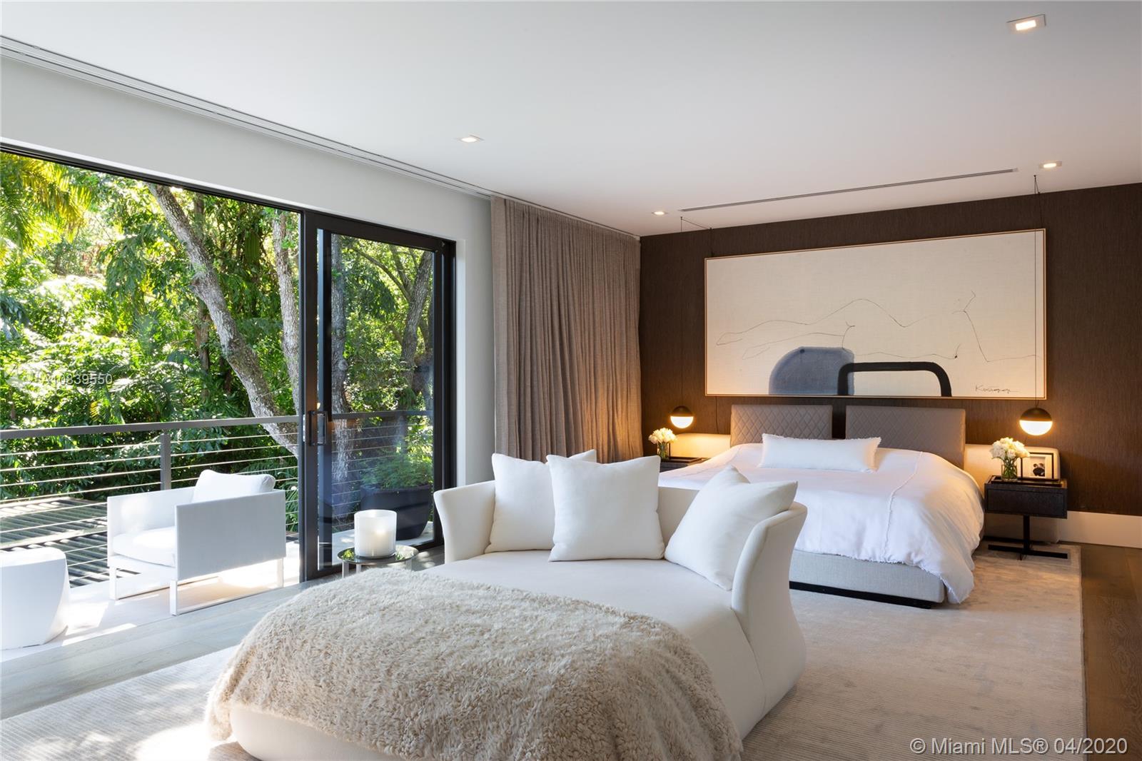 GRANADA PARK - Residential