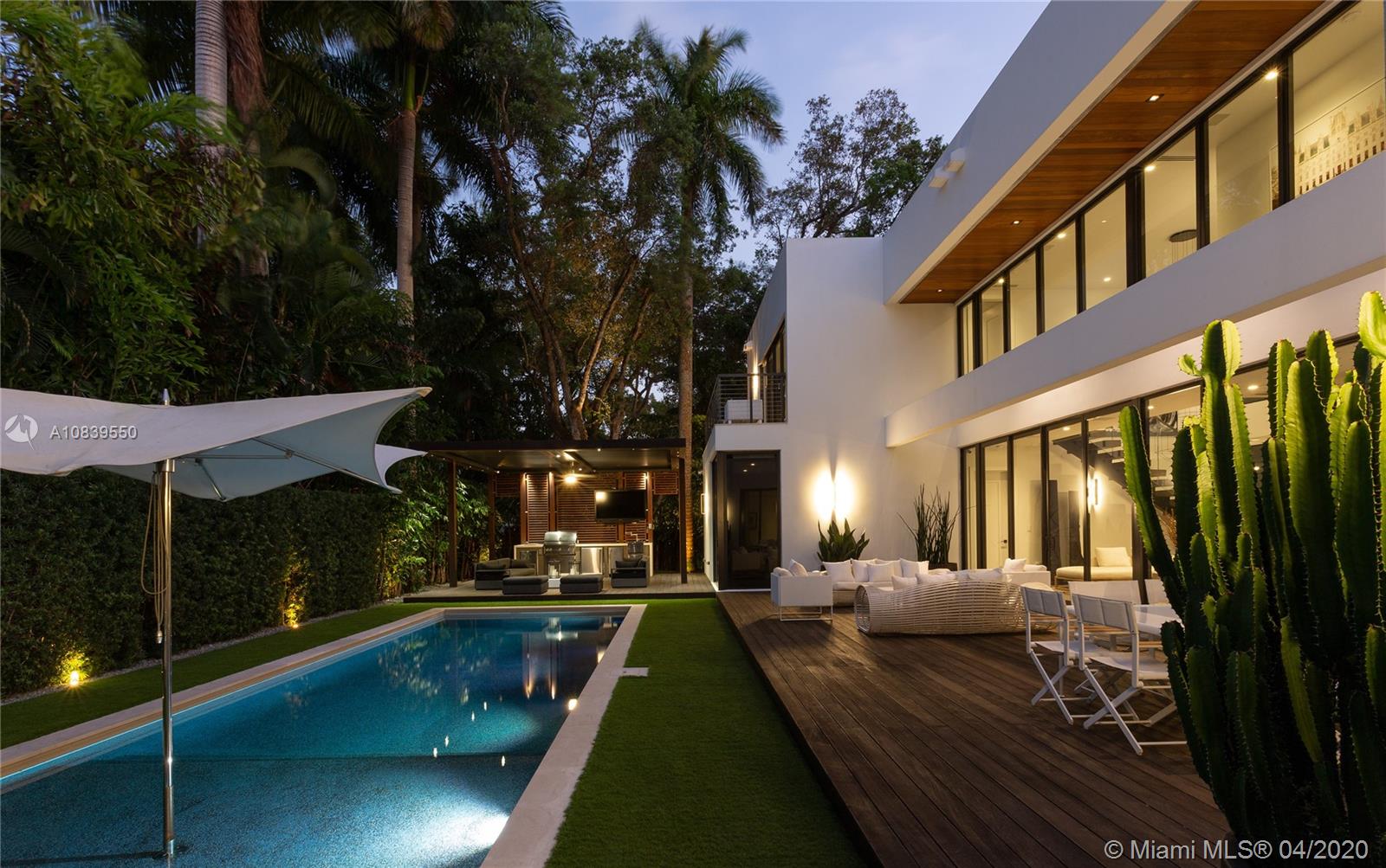 GRANADA PARK - Residential