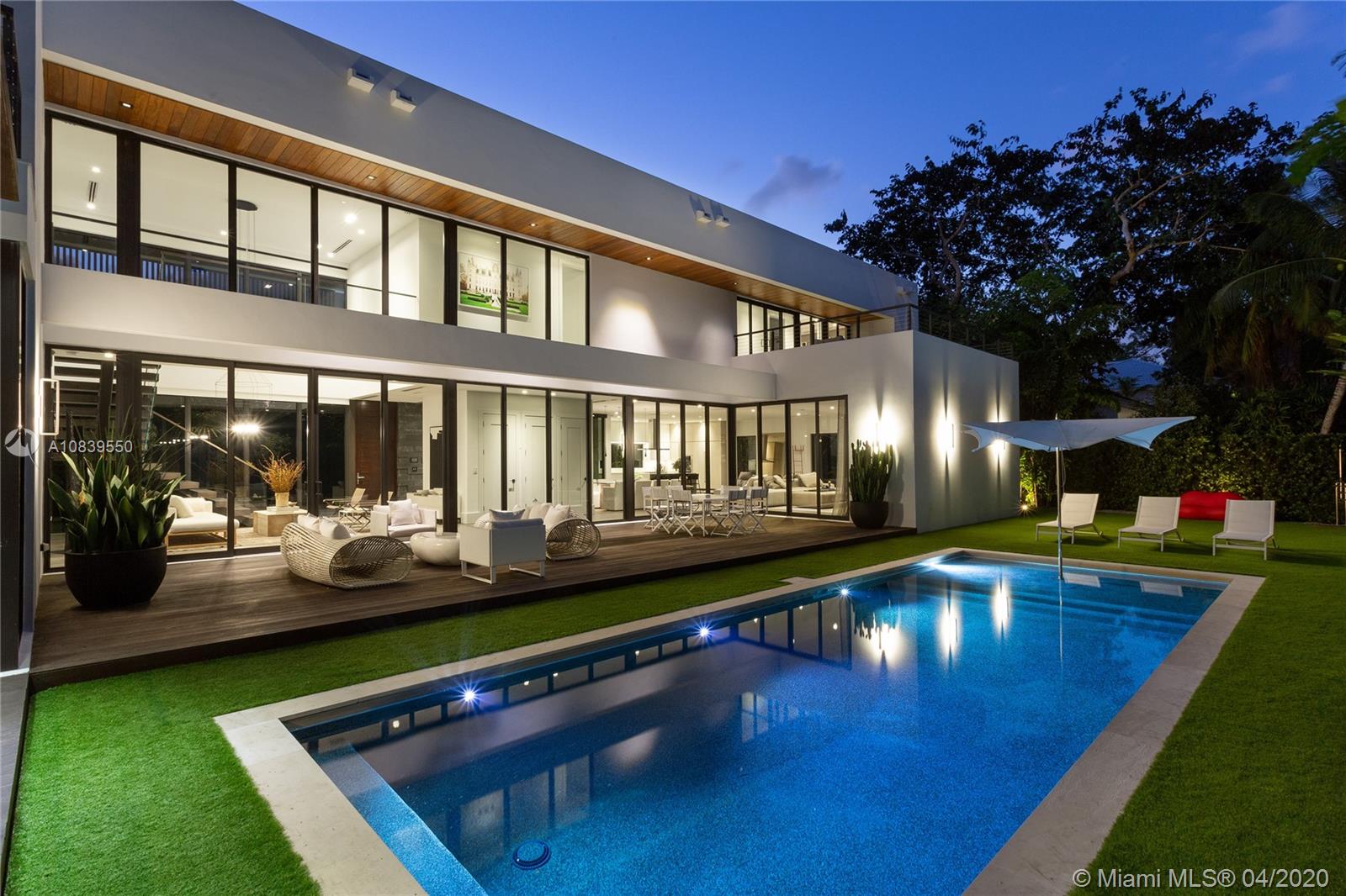 GRANADA PARK - Residential