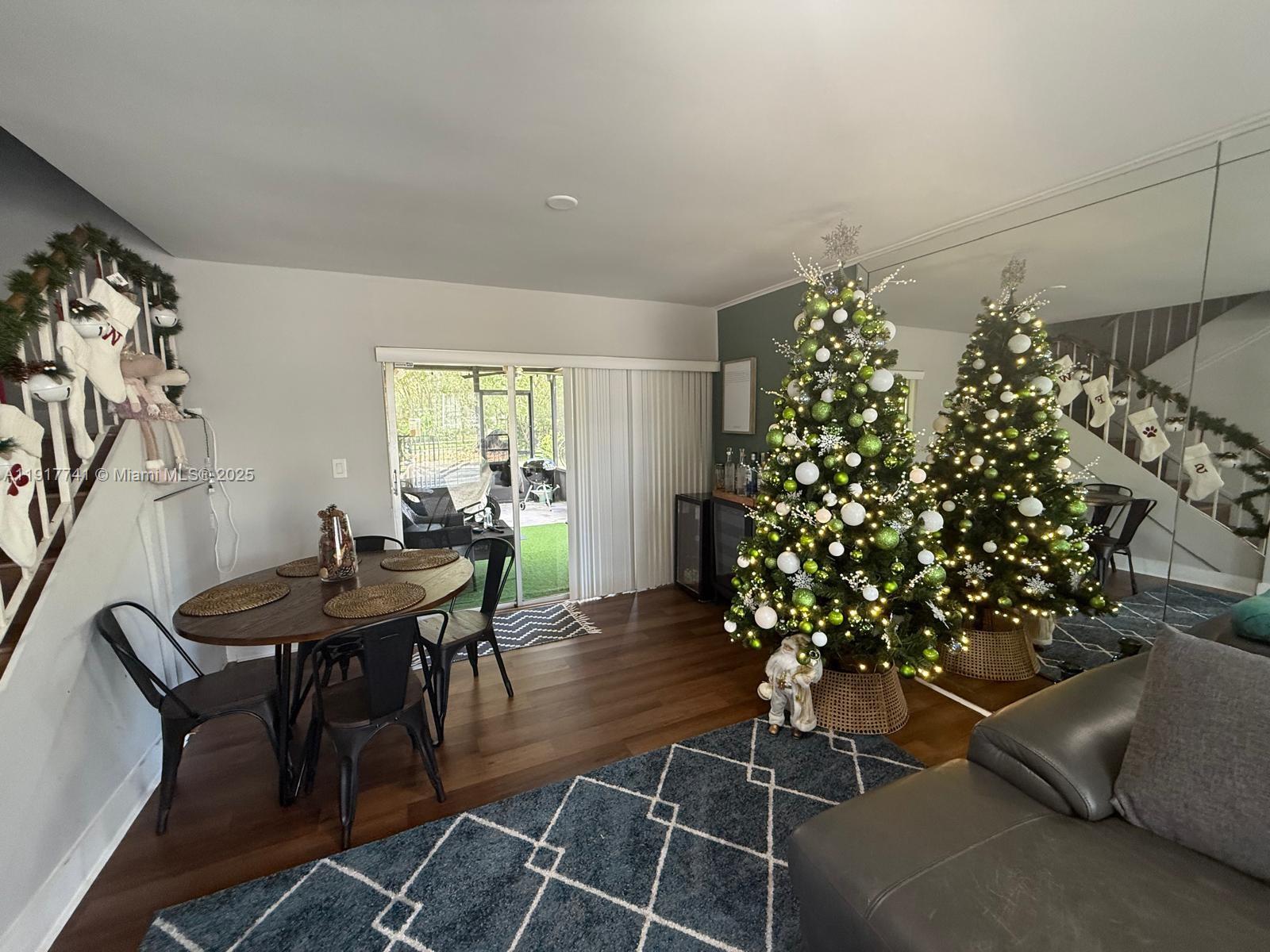 SANDPEBBLES TOWNHOUSE CON - Residential