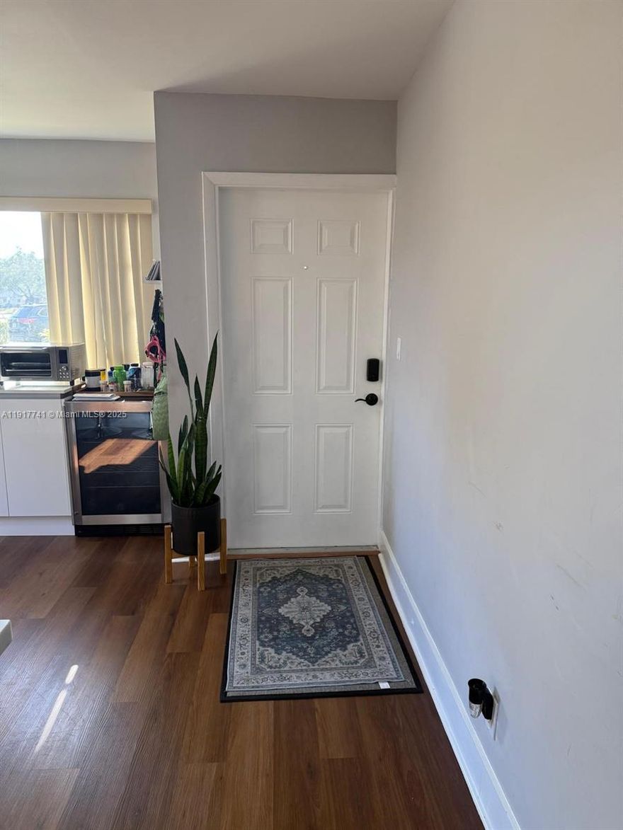 Discover this beautifully updated townhome on a quiet, peaceful street. It offers 3 spacious bedrooms, 2.5 baths, a renovated kitchen with a cozy breakfast area, and a primary suite featuring a balcony and walk-in closet. The home has no carpet, includes a large screened-in porch, and comes with two dedicated parking spaces. Fully renovated just two years ago and located in a welcoming all-ages community, this property is move-in ready and full of charm.
Don’t miss this opportunity—schedule your showing today!