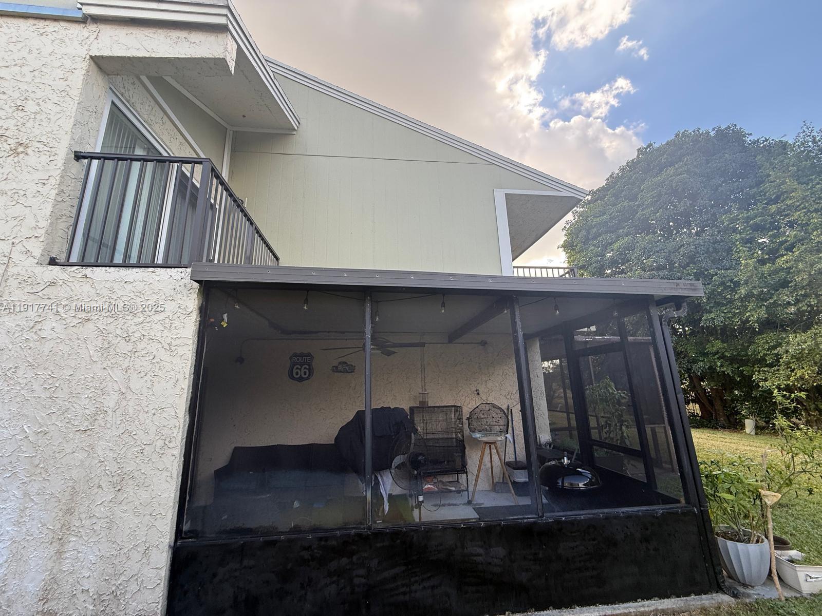 SANDPEBBLES TOWNHOUSE CON - Residential