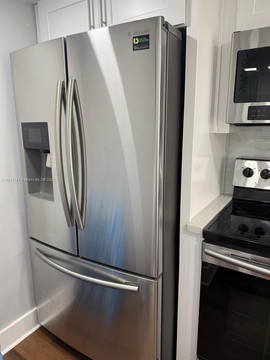 8123 Lagos De Campo Blvd A-2