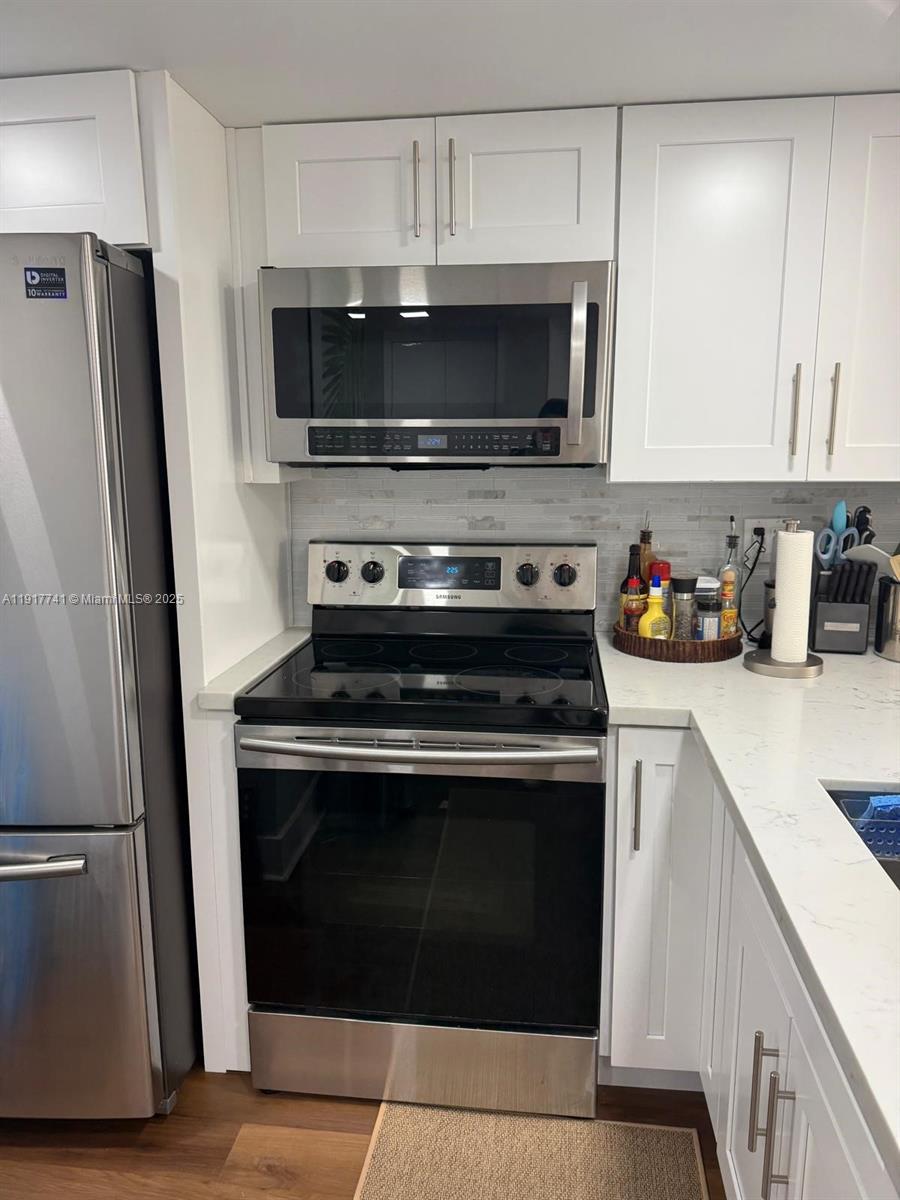 8123 Lagos De Campo Blvd A-2